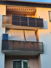 Balkon-Solaranlage im Mehrfamilienhaus